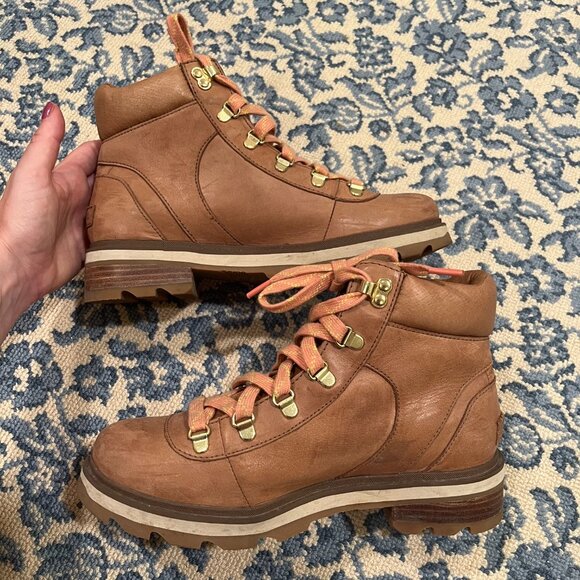 Sorel Women's Lennox Waterproof Hiker Boot in VELVET TAN/GUM, Size 9 - Picture 5 of 6